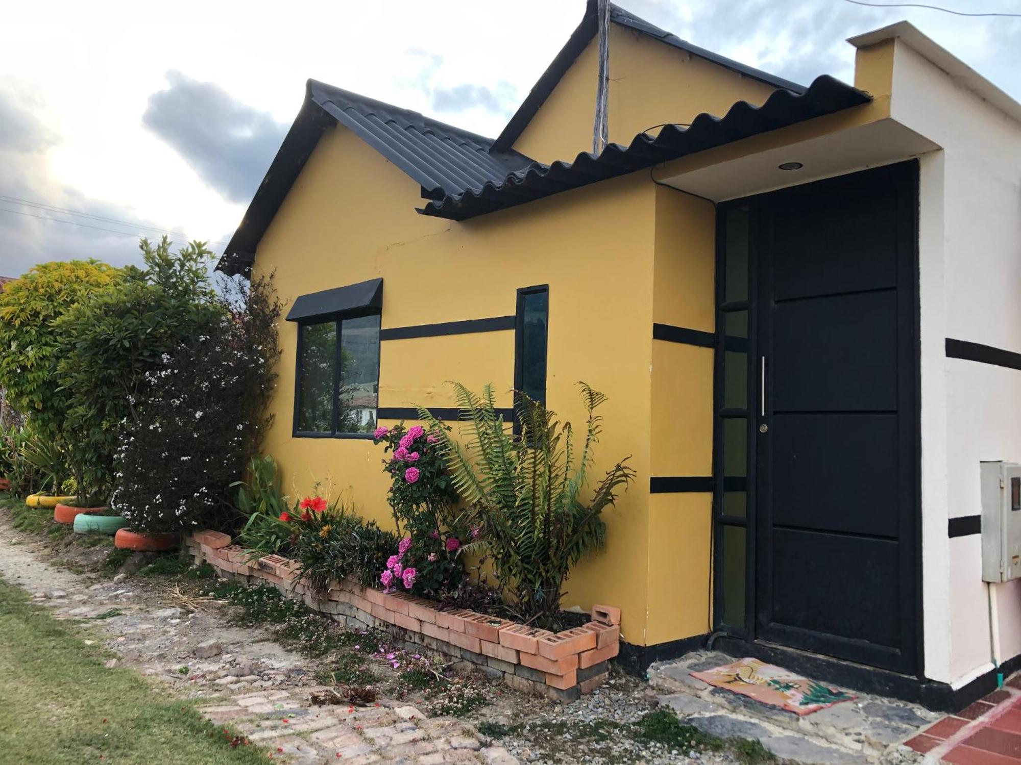 Hospedaje Maria Valentina Tota Exteriér fotografie